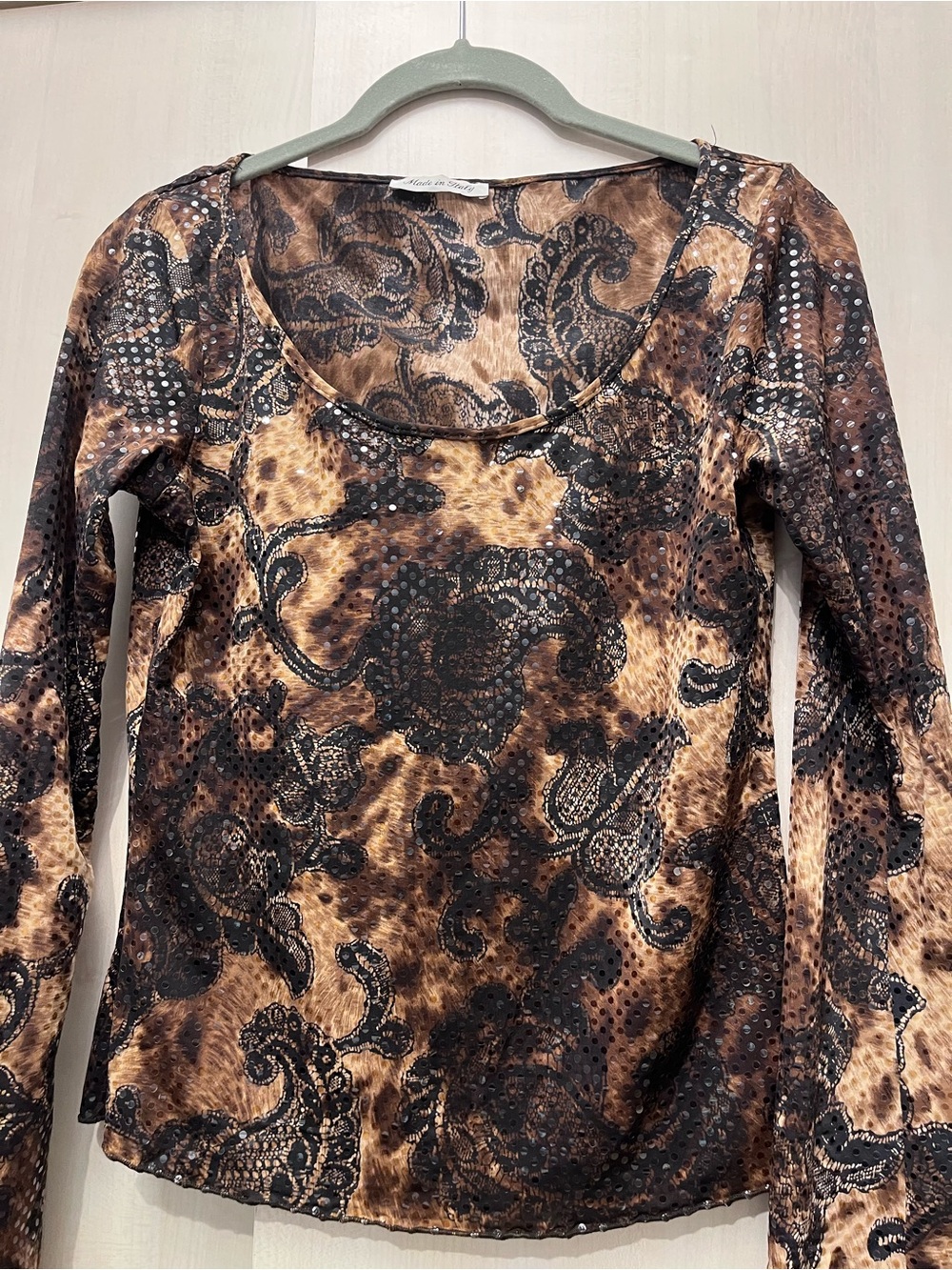 Print Long Sleeve Scoop Neck Top - Brown clear sequined, made in 🇮🇹 Italy.